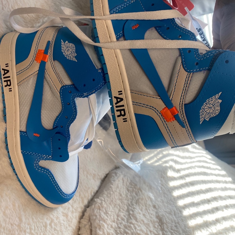 Air Jordan 1’s off white NRG